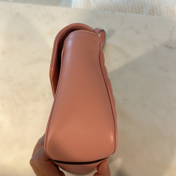 SOLD! Gucci Marmont Bag Small - Picture 5 of 7